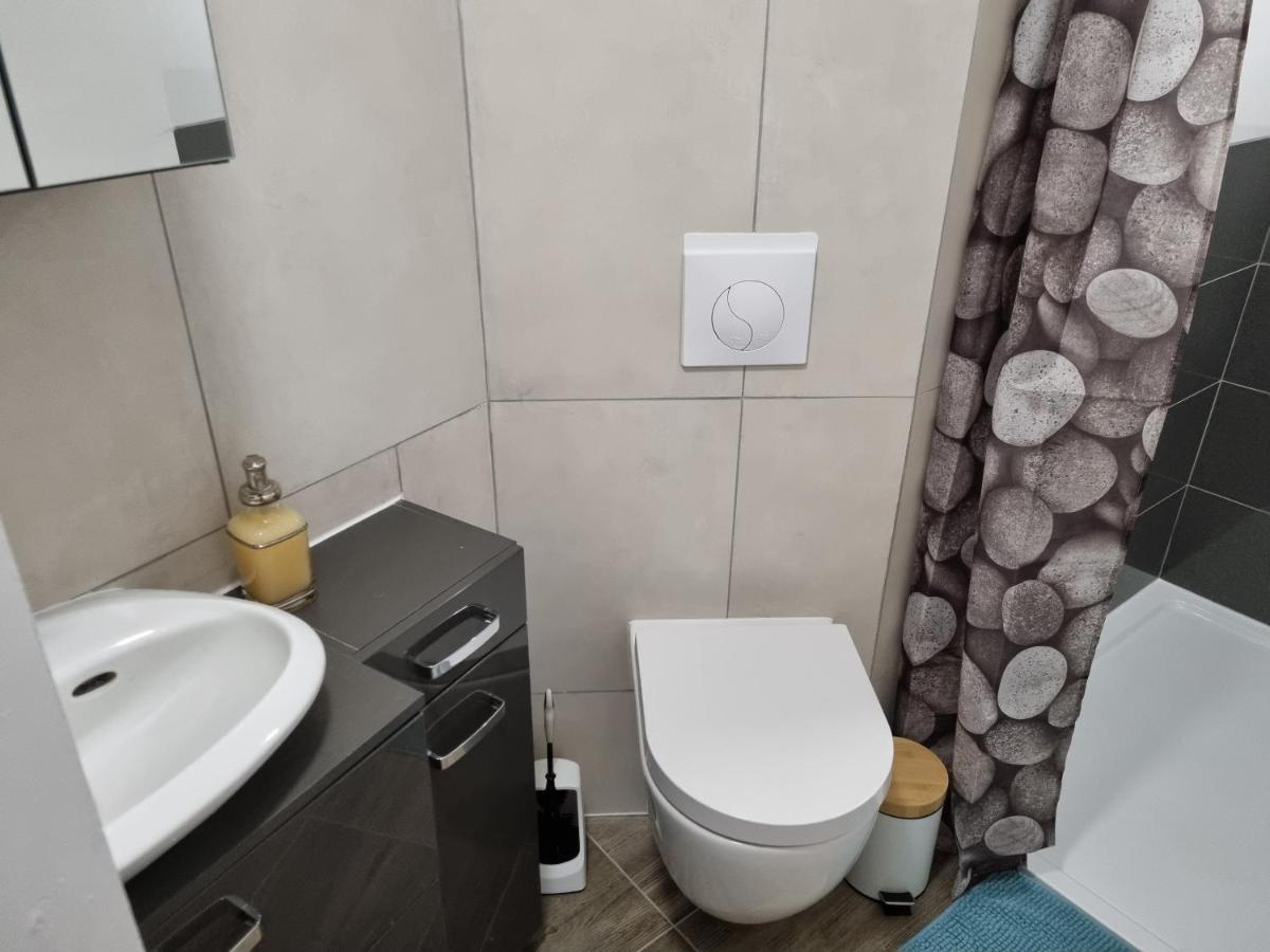 Schoene Im Zentrum Von Apartment Ahnatal